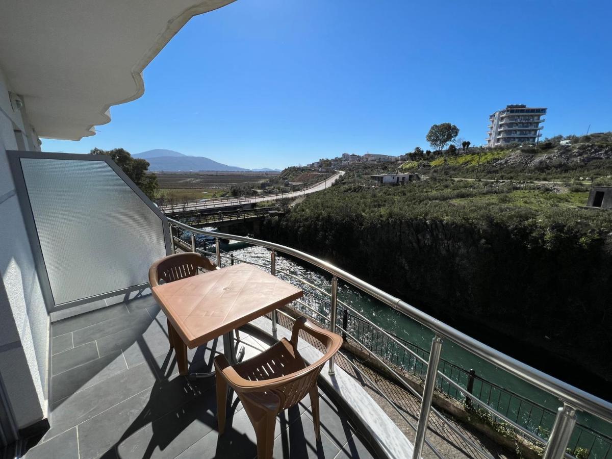 Hotel Irini Sarandë Esterno foto