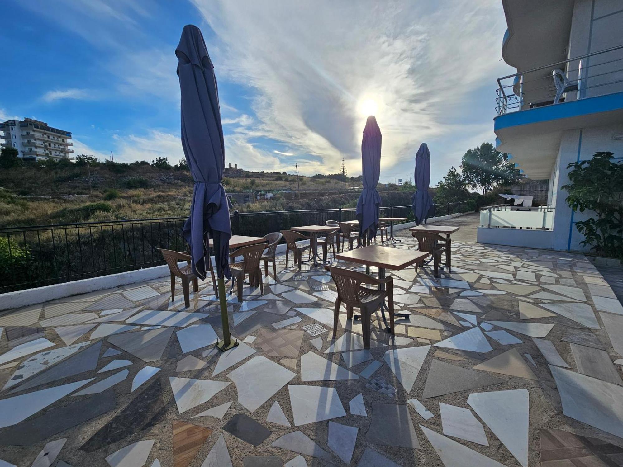 Hotel Irini Sarandë Esterno foto