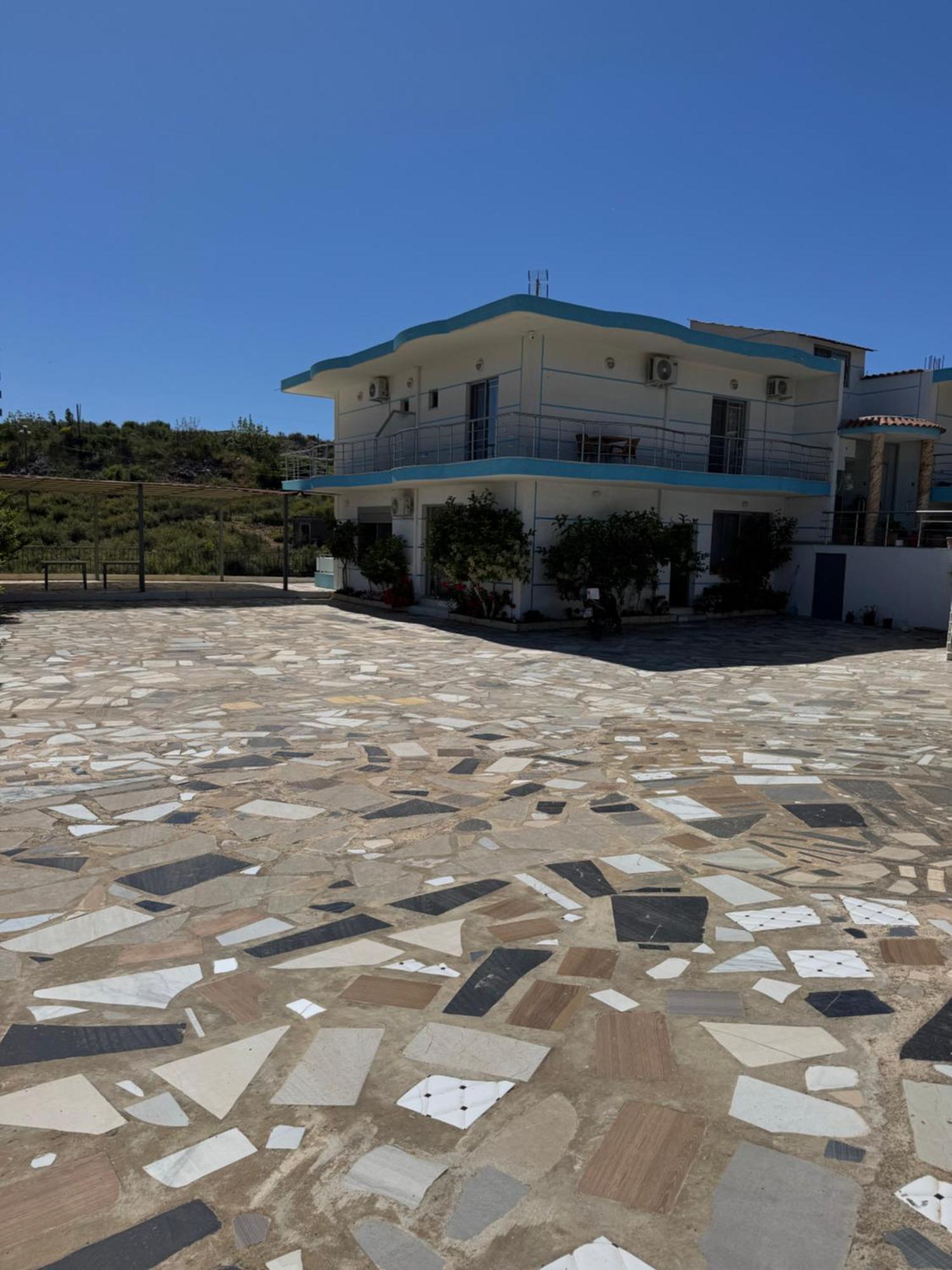 Hotel Irini Sarandë Esterno foto
